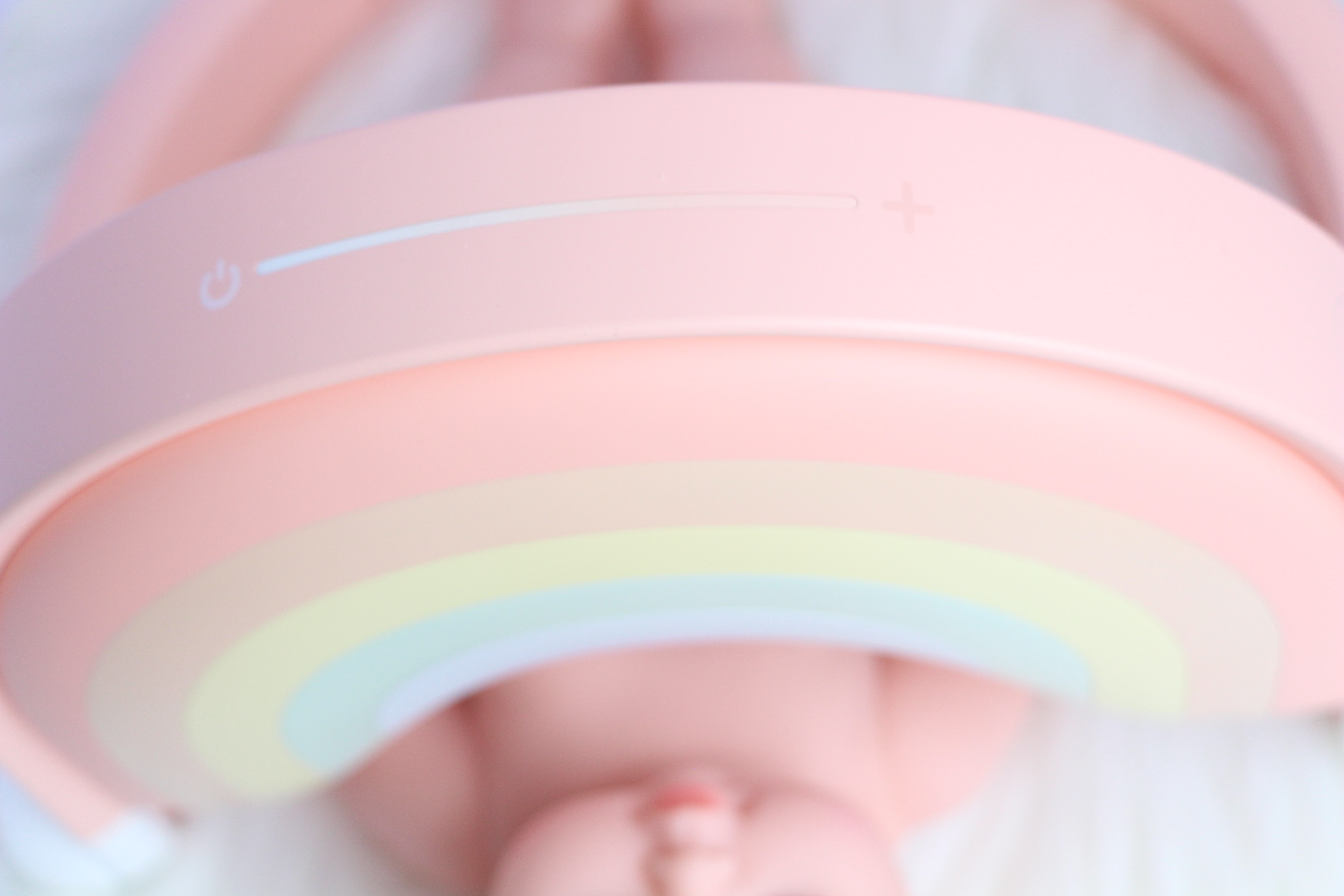 warm，cure，embrace，sense of security，