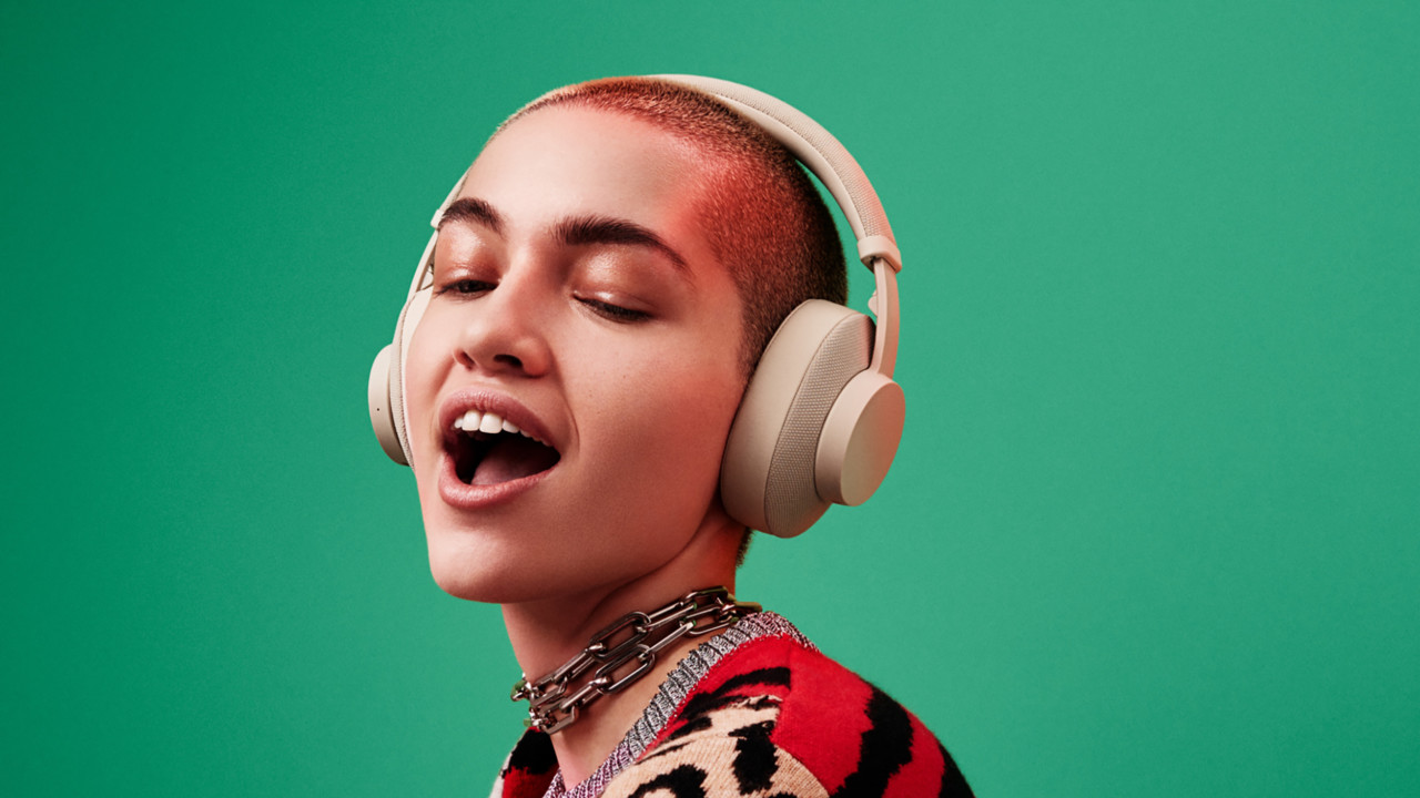 white，headset，URBANEARS，