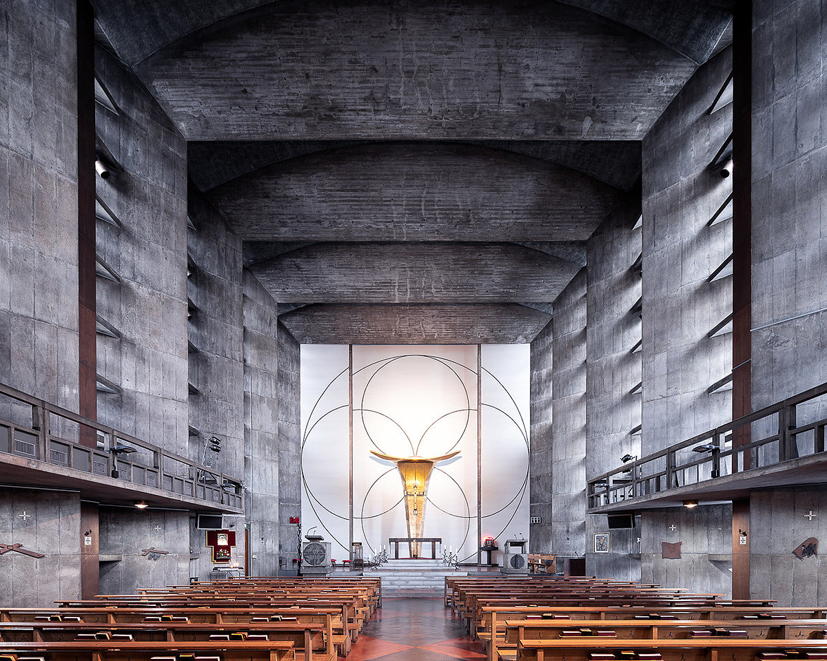 Thibaud pear tree，sacred，church，
