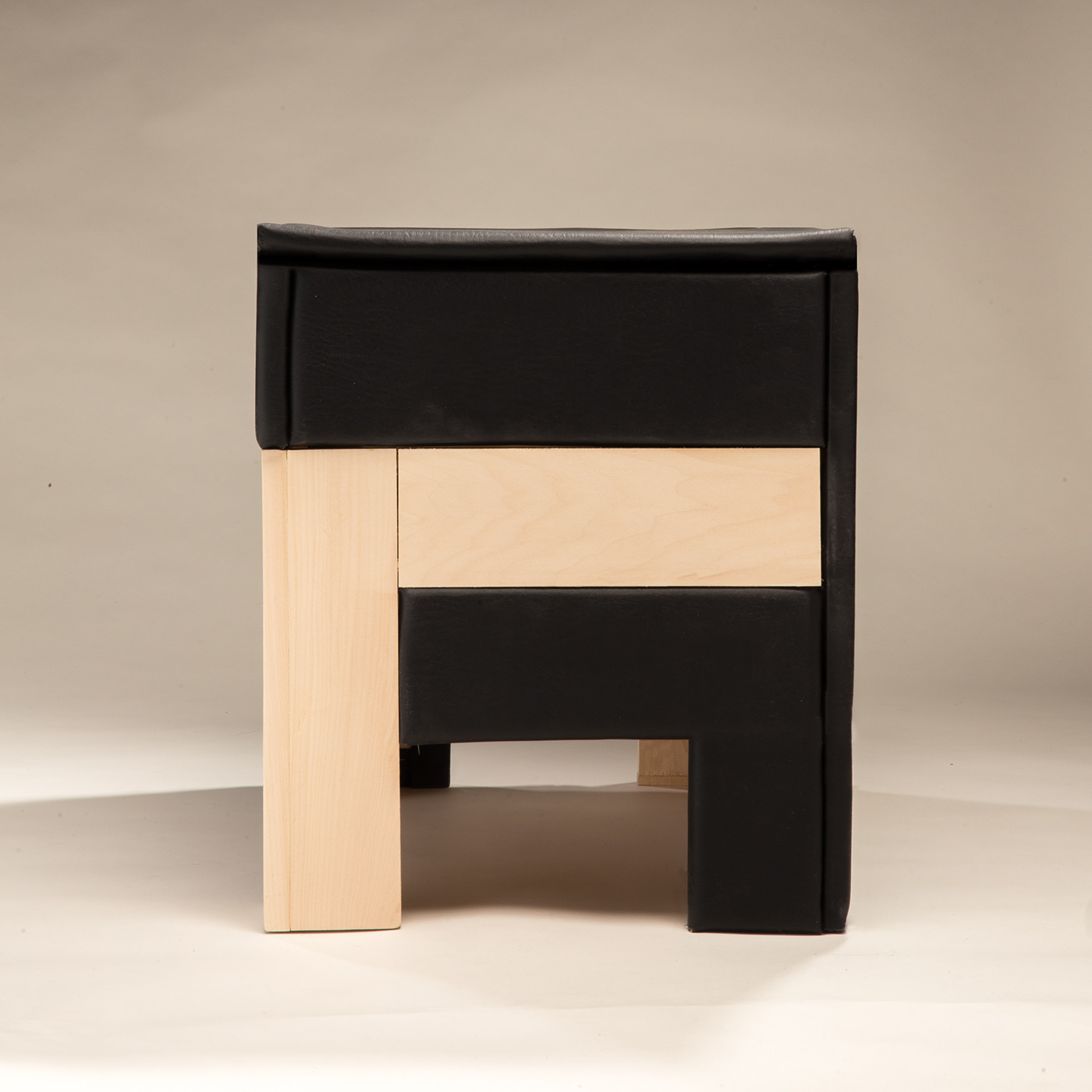 ULTERIOR，chair，stool，Voravit Vorapanyasak，