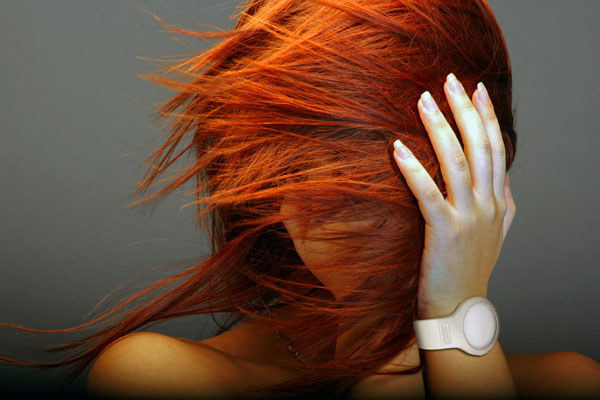 Minimalist，fashion，motion，mysterious，