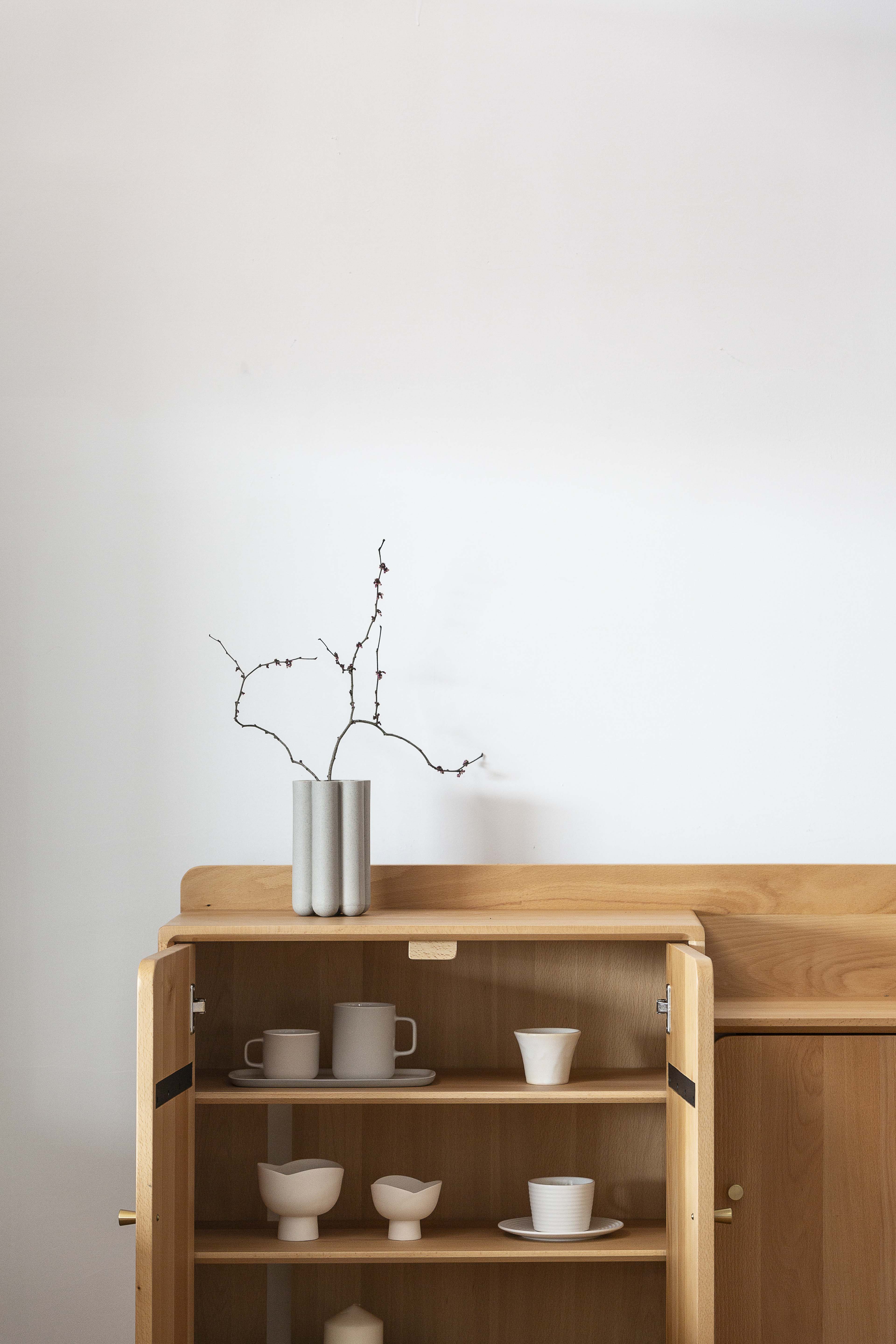 Furniture designer Ren Mengying，Yogurt  Shoe cabinet，