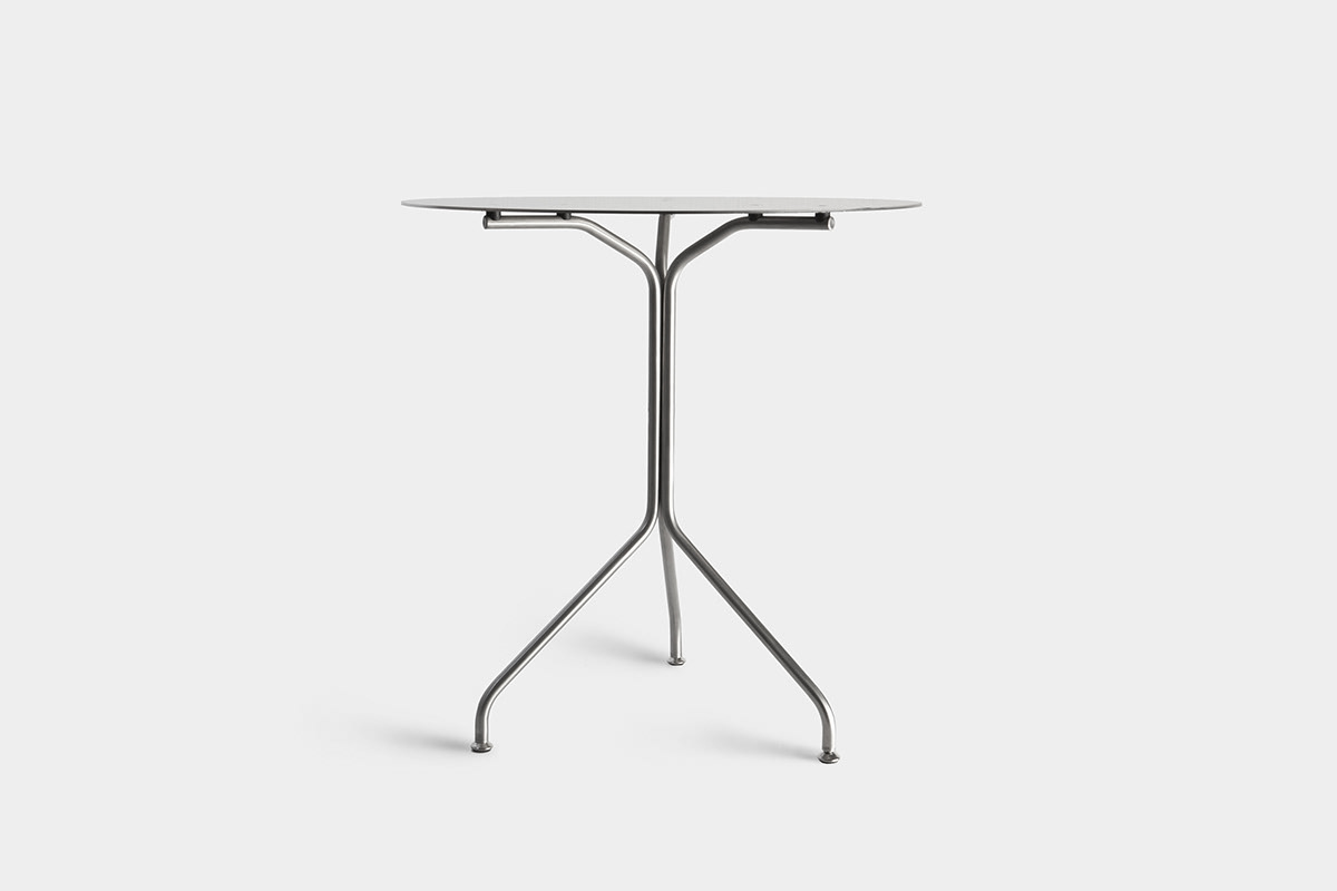 chair，furniture，Czech Republic，Frame structure，