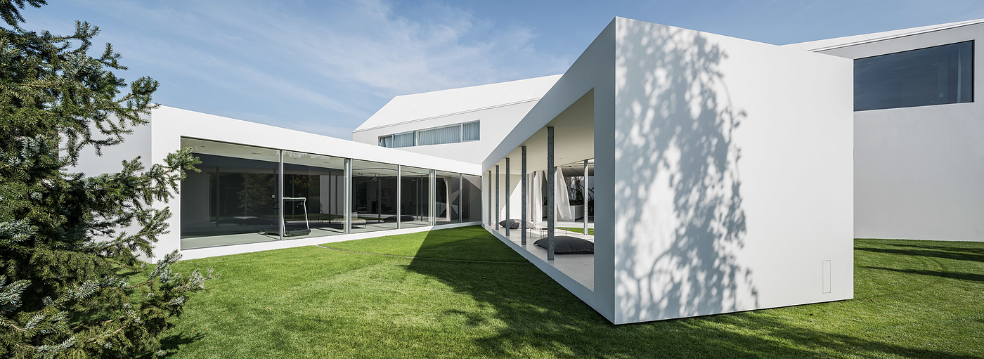 Activity platform，Quadrant House，sun，