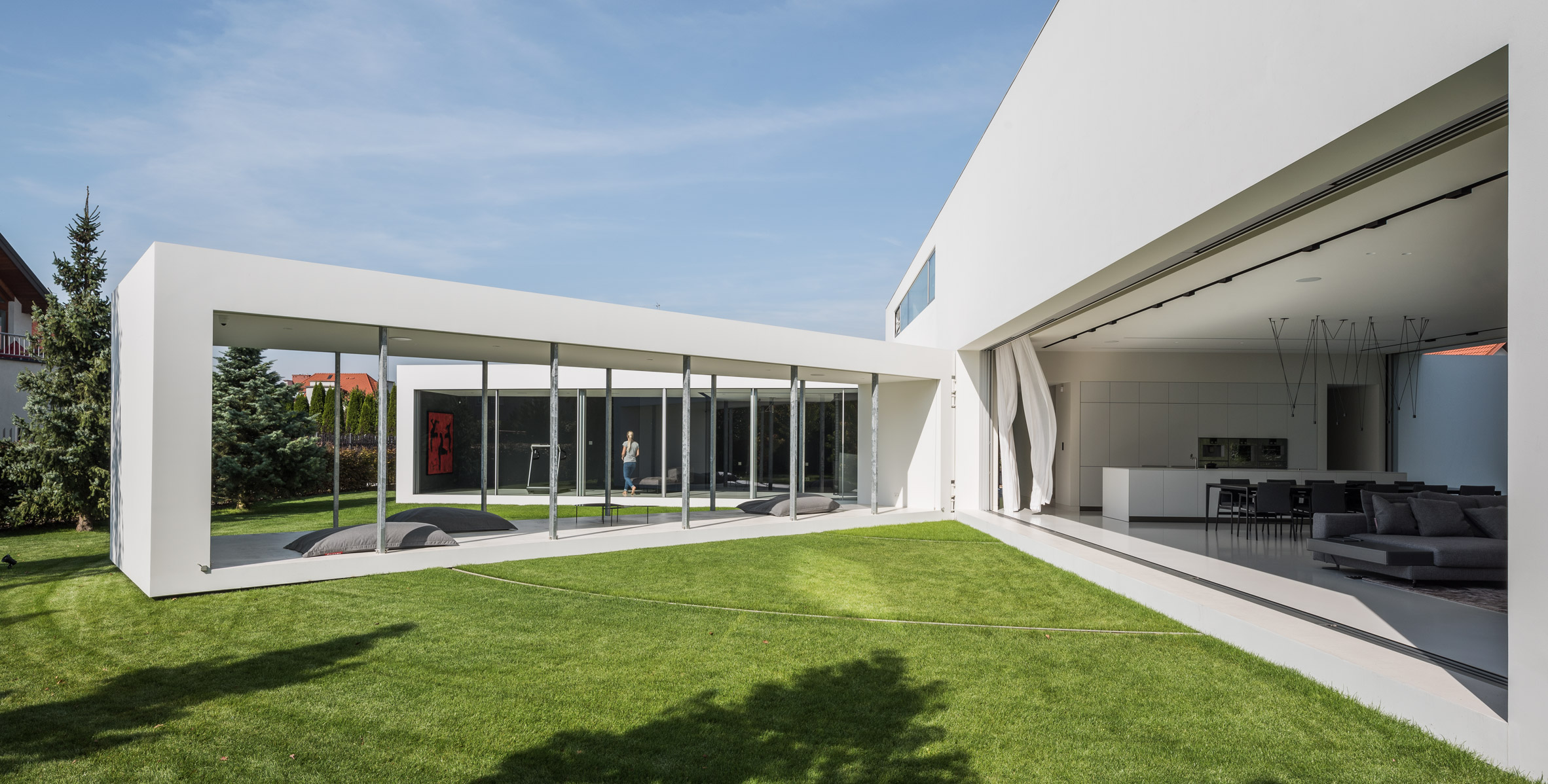 Activity platform，Quadrant House，sun，