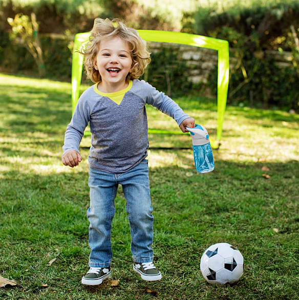 Caring children's water cup，