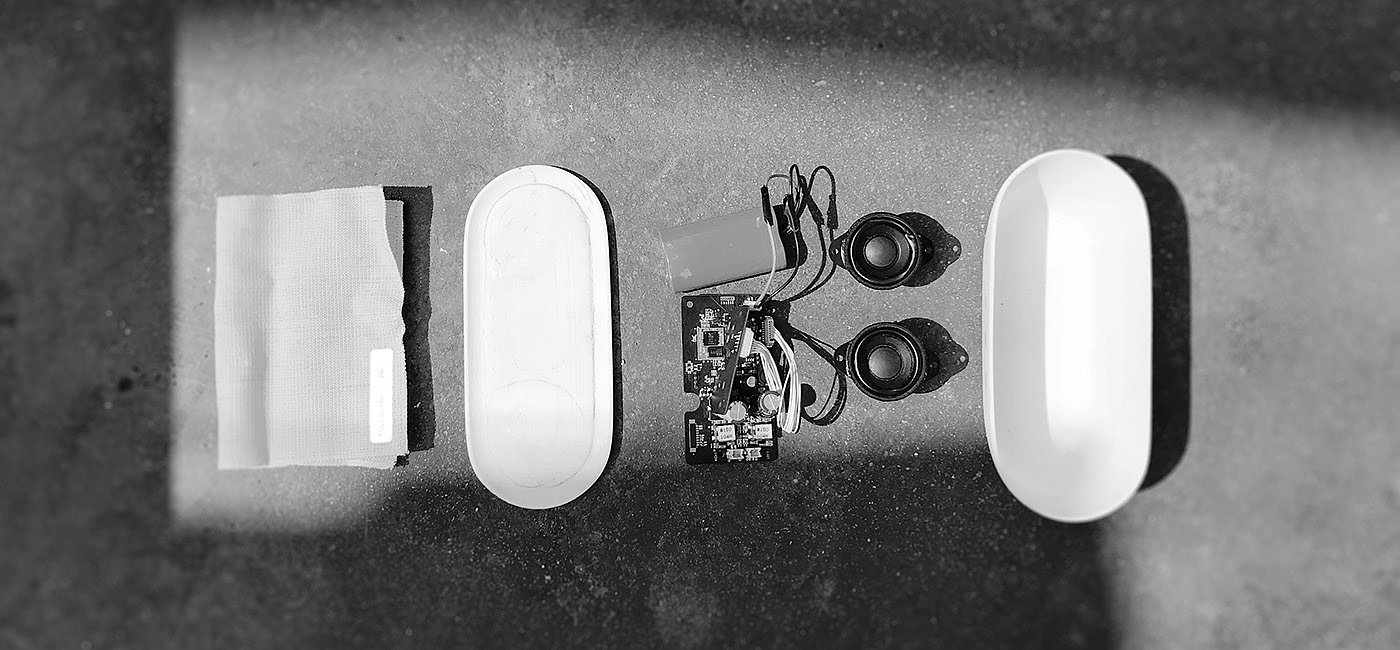 Bricka，speaker，Charger，wireless，Receive，Tray，the republic of korea，Hyunsu Park，