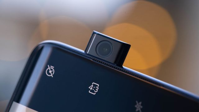 camera，mobile phone，selfie，