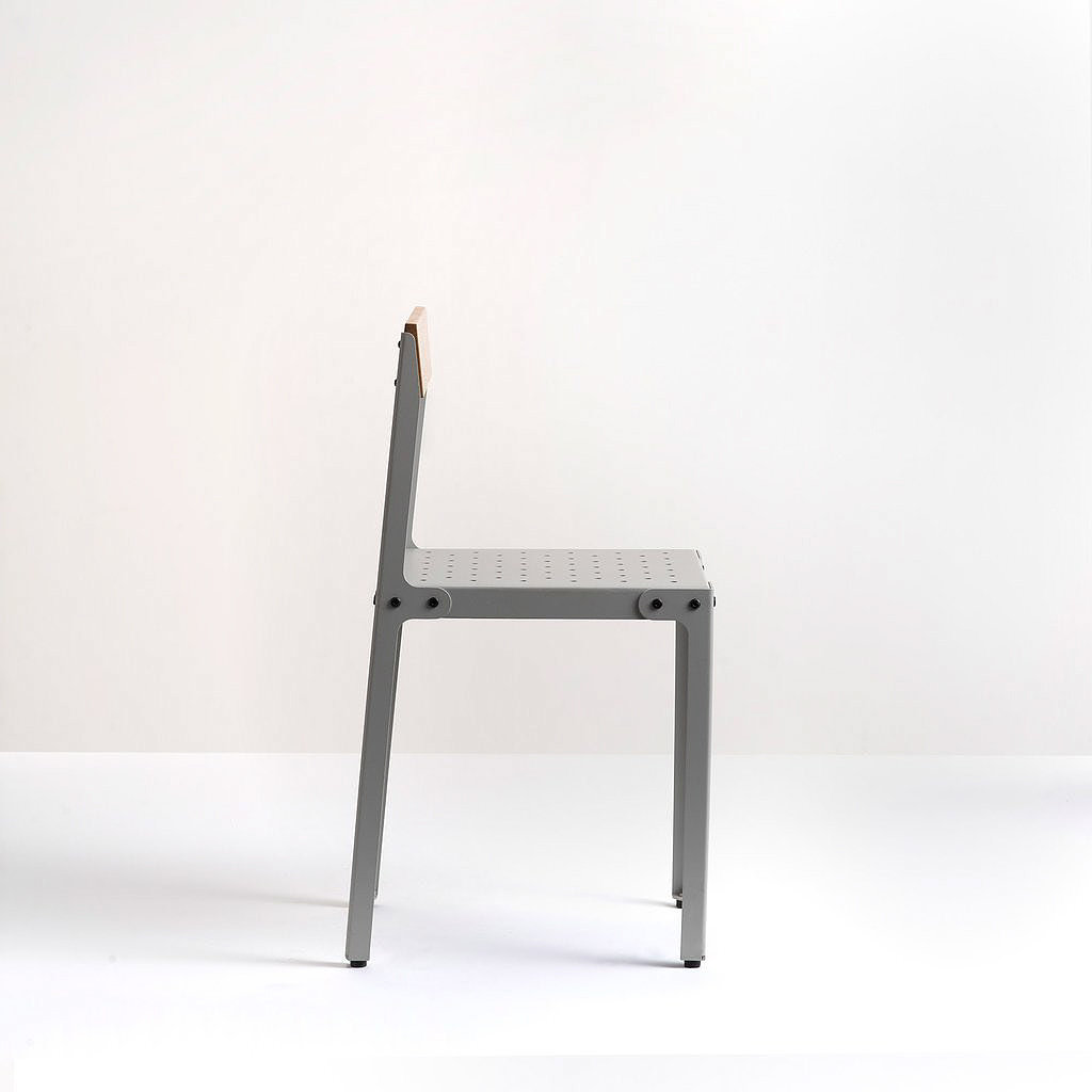Akhil Raj，Metal plate，Cole，chair，chair，