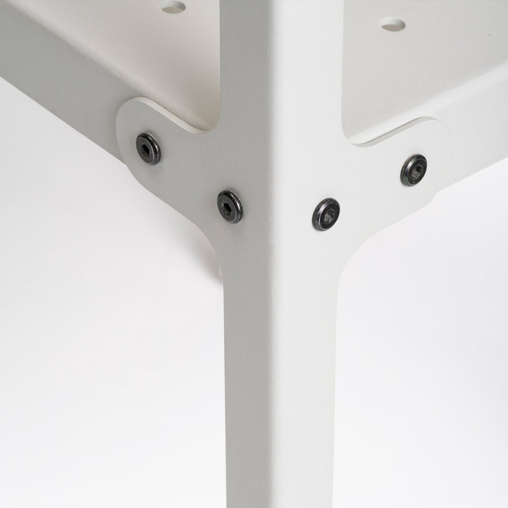 Akhil Raj，Metal plate，Cole，chair，chair，