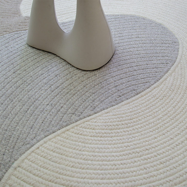 Court，chair，carpet，