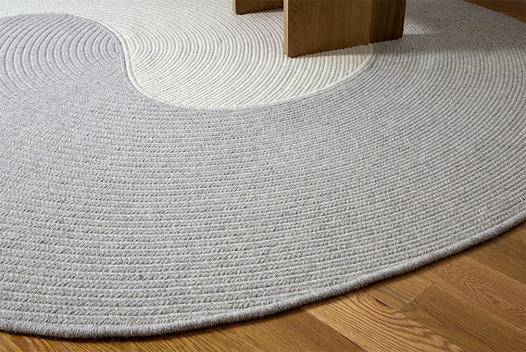 Court，chair，carpet，