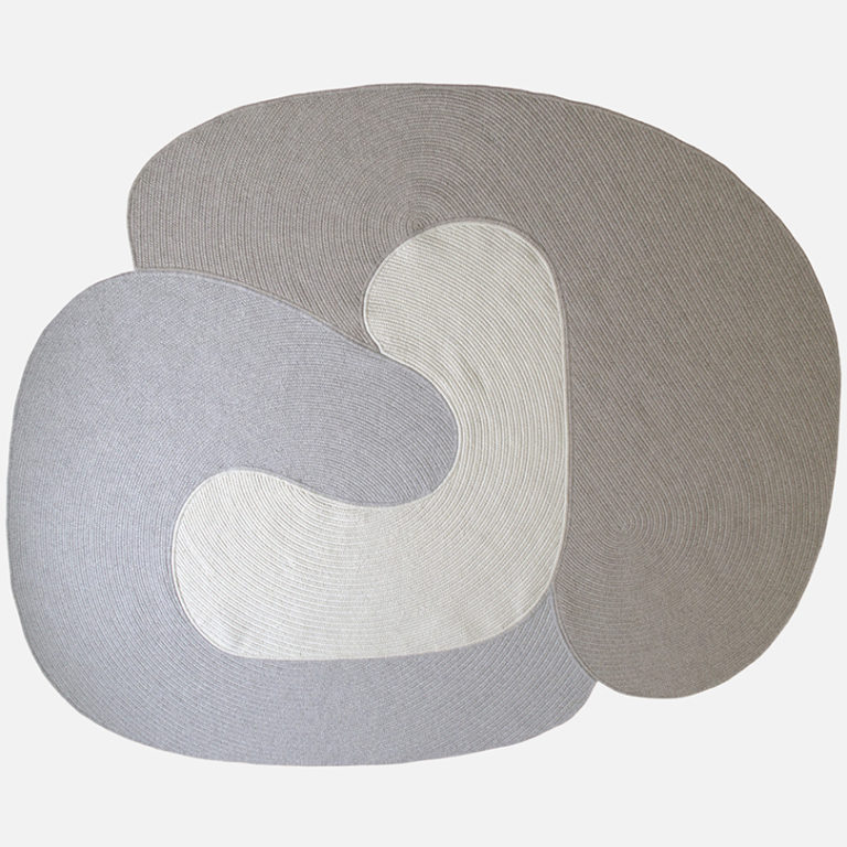 Court，chair，carpet，