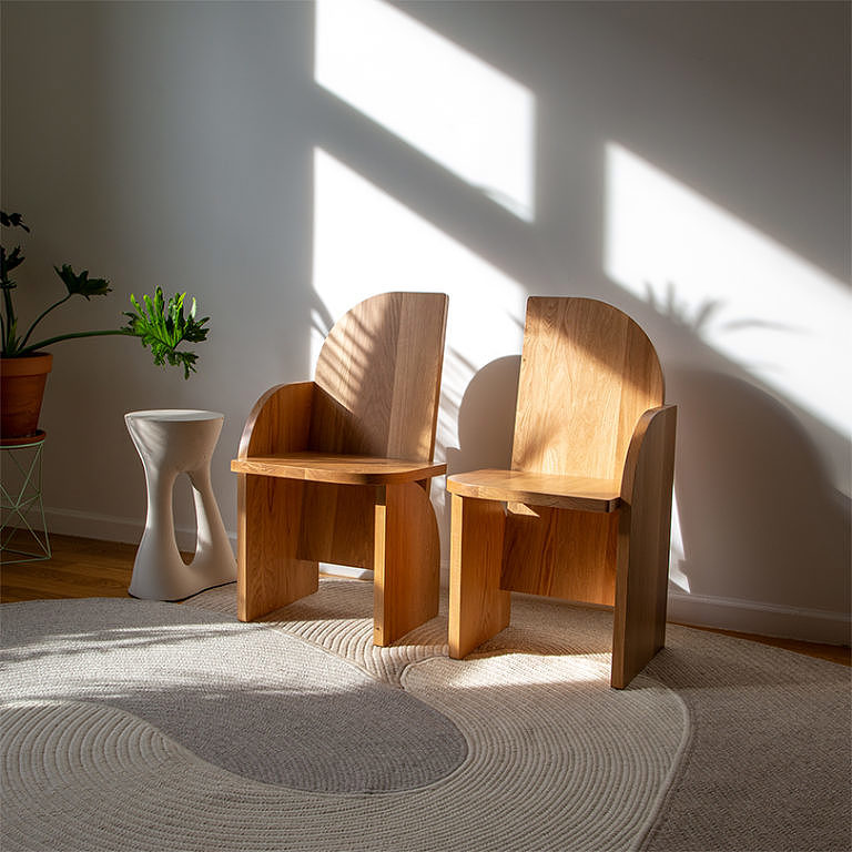 Court，chair，carpet，