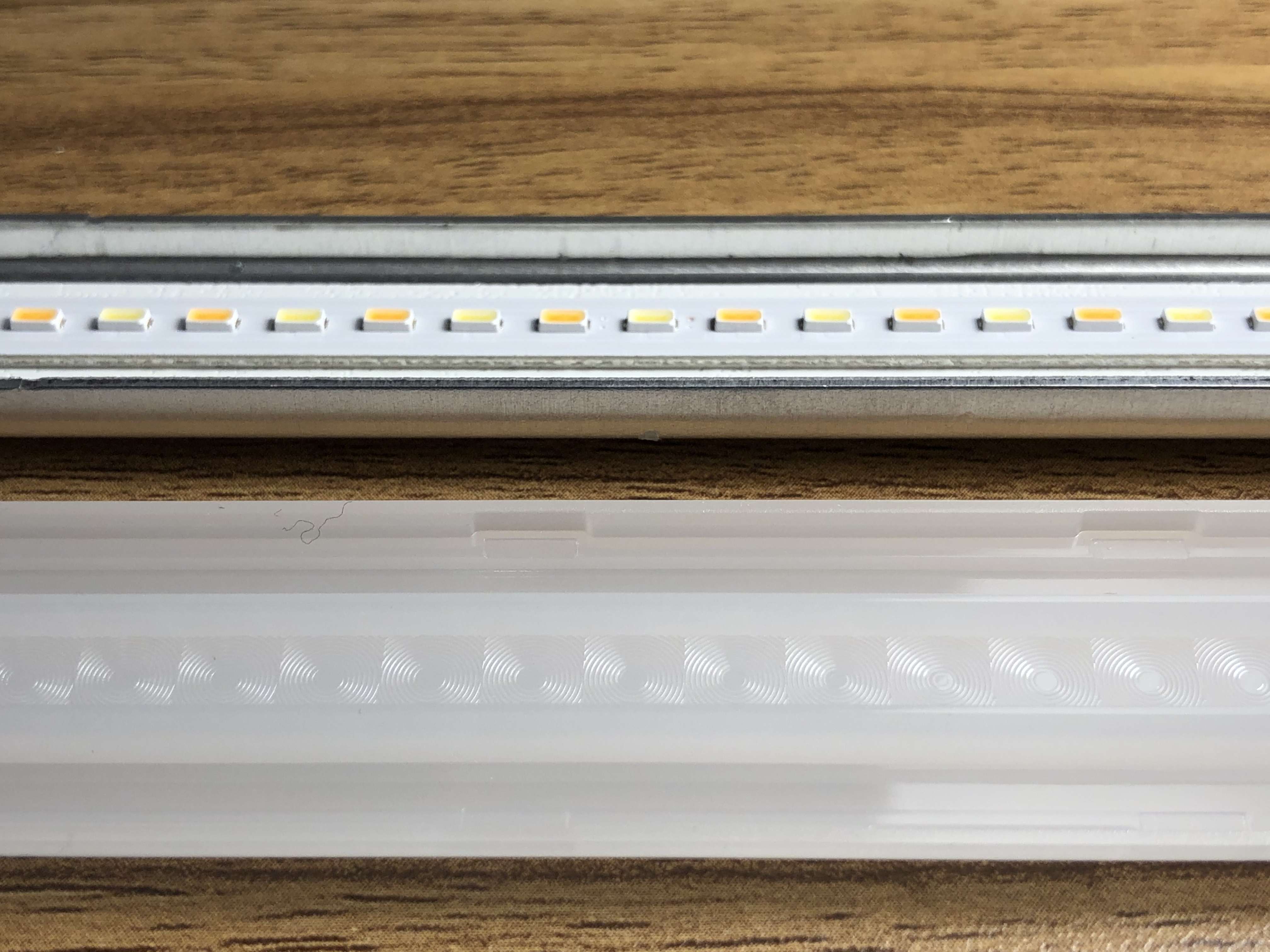 LED desk lamp，Disassemble，Design，