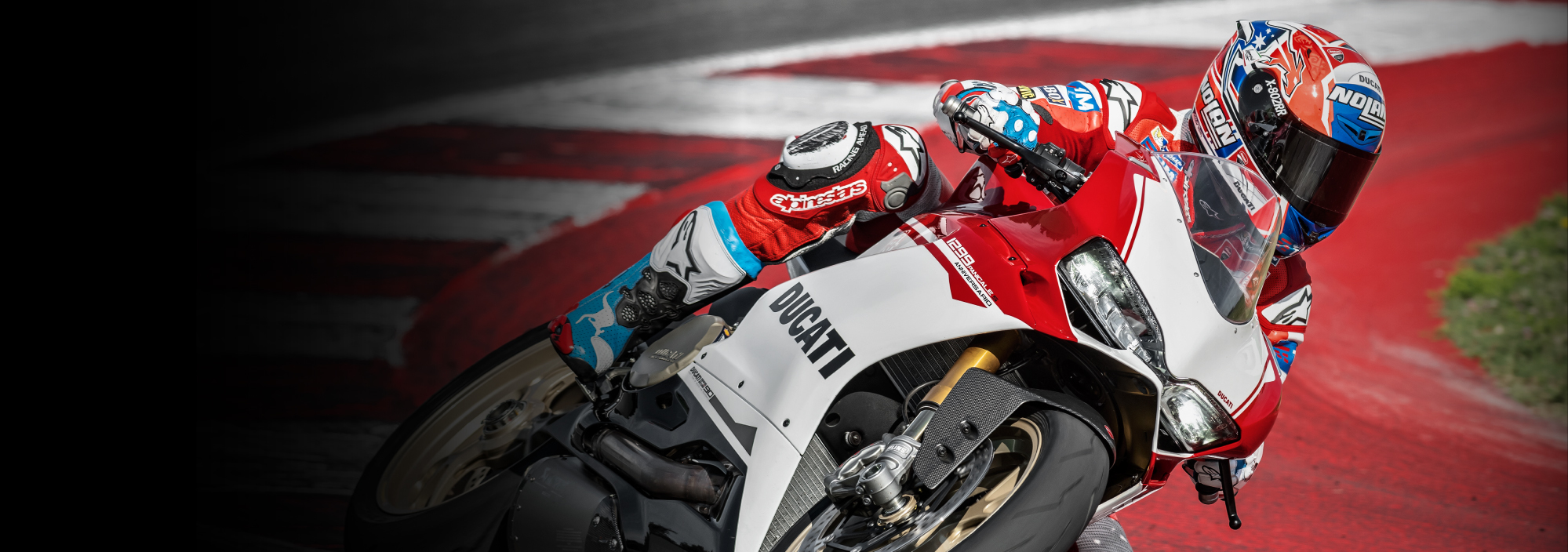 Traffic jam，locomotive，ducats，Ducati，American style，motorcycle，