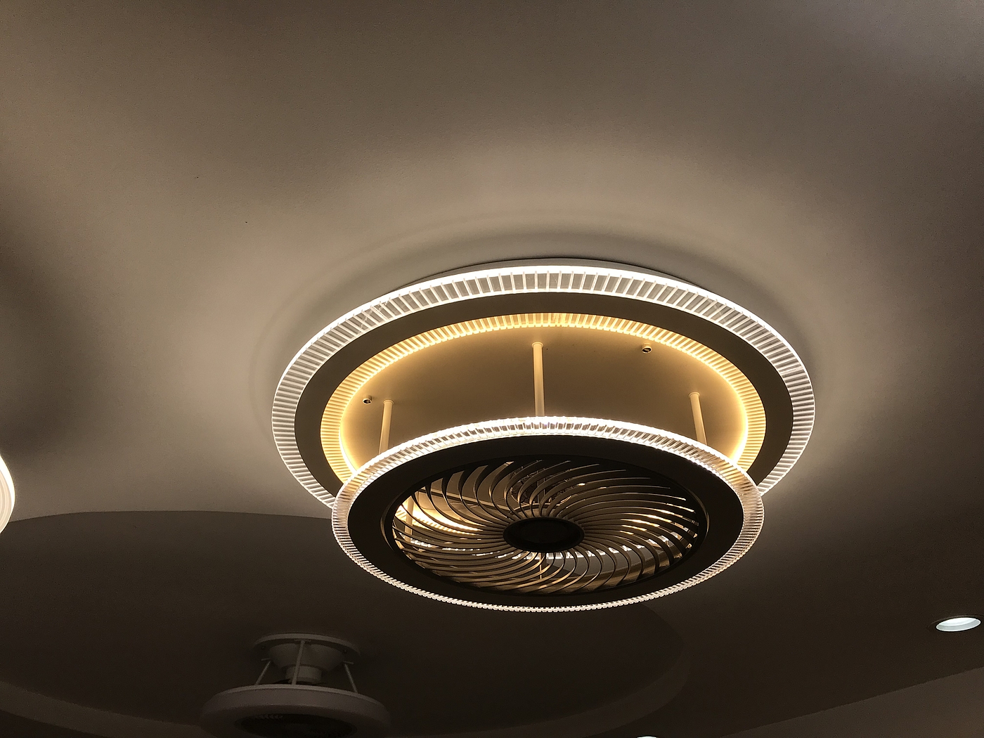 Fan lamp，
