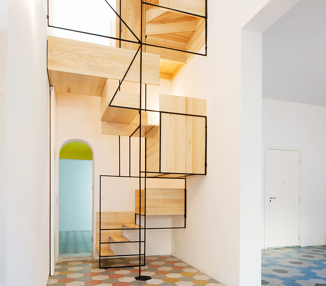 indoor，stairs，Sense of space，