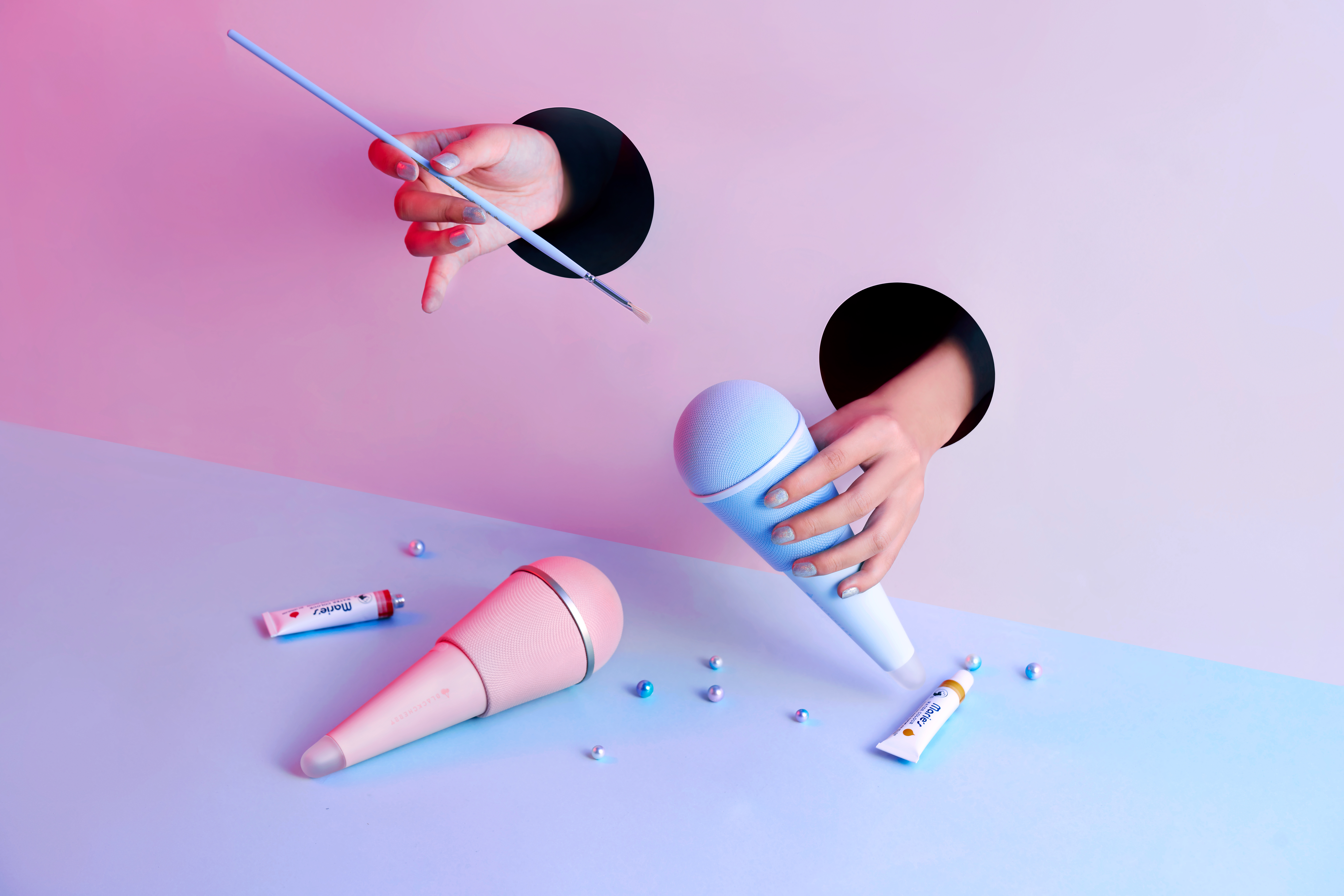 Maiden heart，loudspeaker box，Microphone，