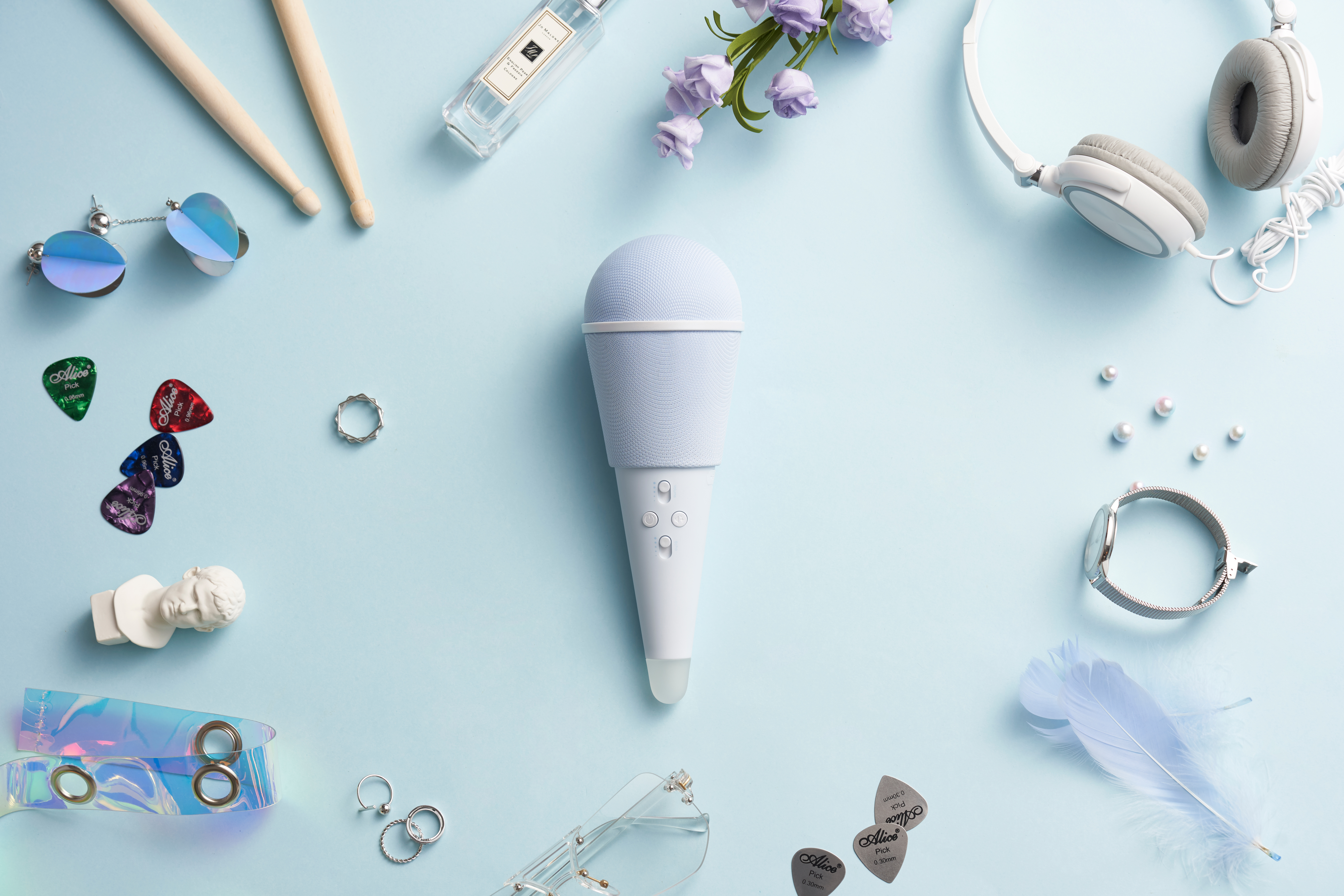 Maiden heart，loudspeaker box，Microphone，