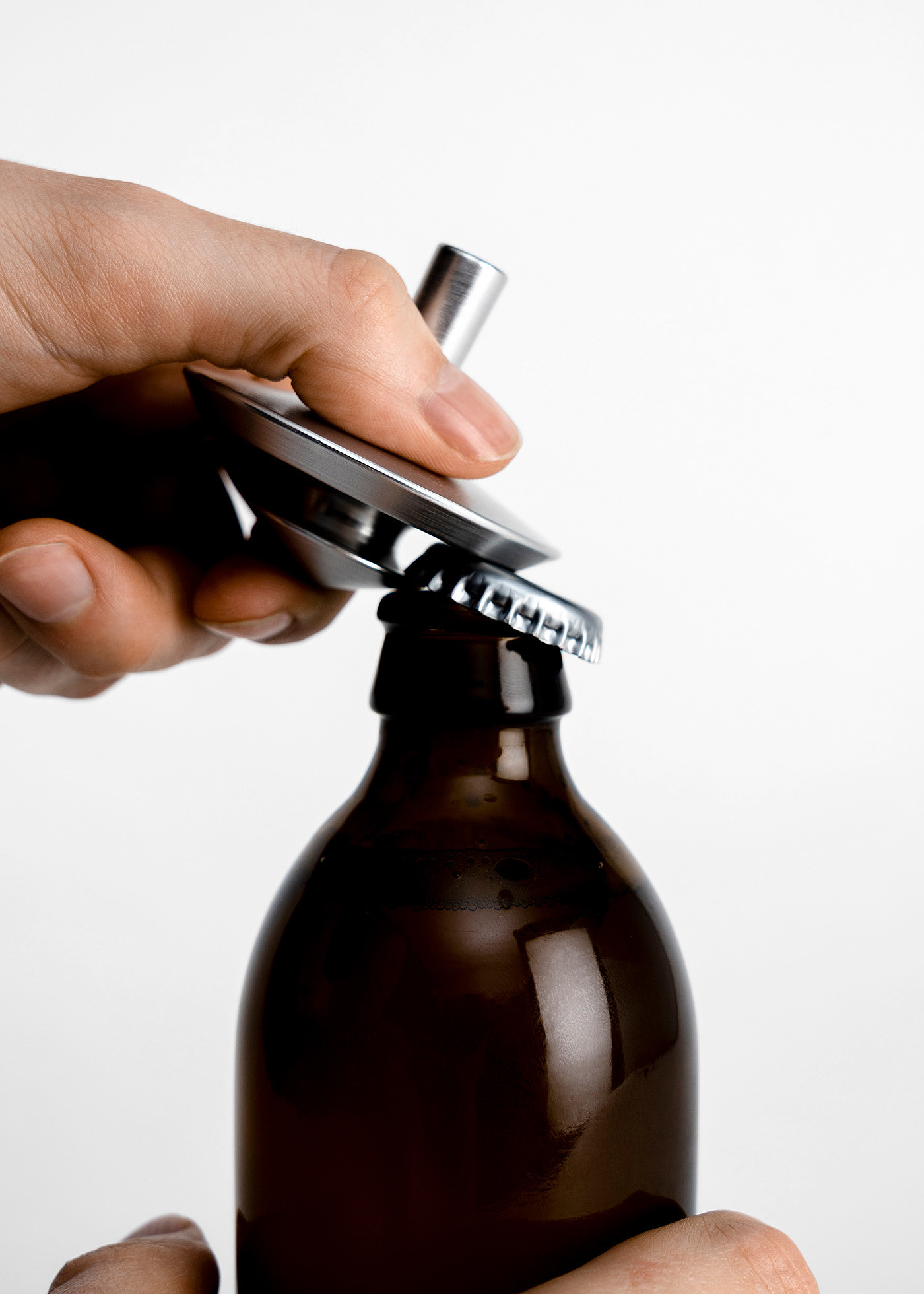 Spin，NICHOLAS BAKER，Bottle opener，top，