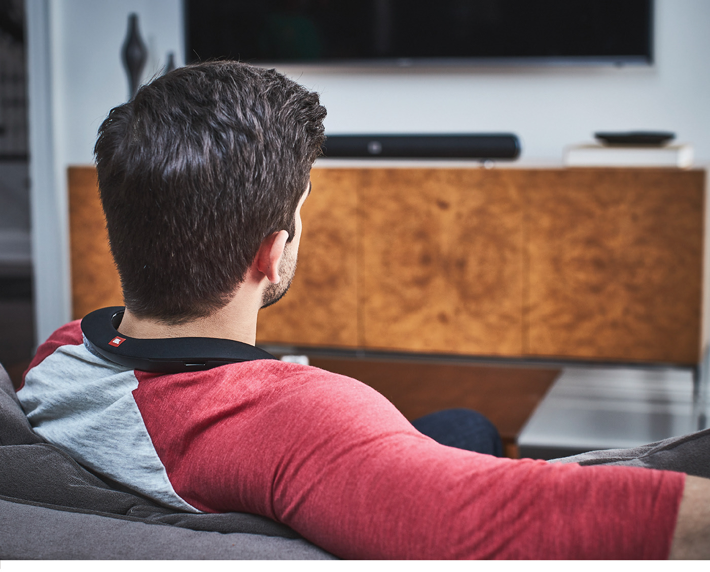 neck，Red dot award，loudspeaker box，Bluetooth，jbl，China，JINWON YOOK，black，