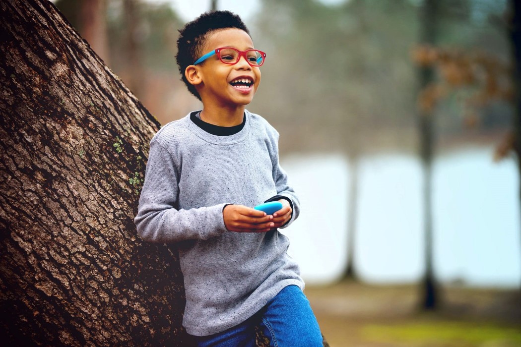 communicate，location，product design，industrial design，Smart phone for children，