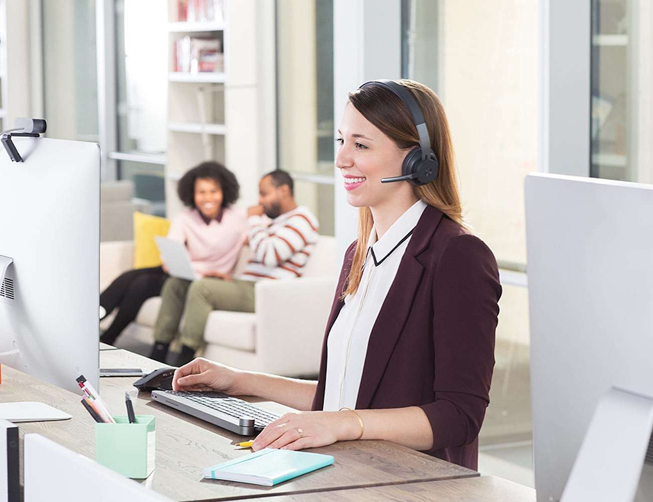 black，Wireless Bluetooth headset，Logitech Zone，