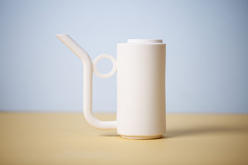 white，ceramics，Small functional watering can，