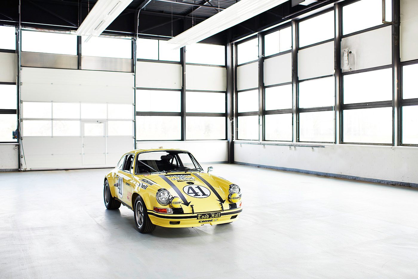 Design，Sports car，energy conservation，environment protection，