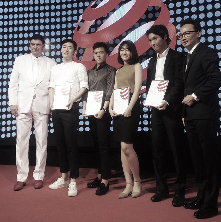 Water film dispenser，white，intelligence，