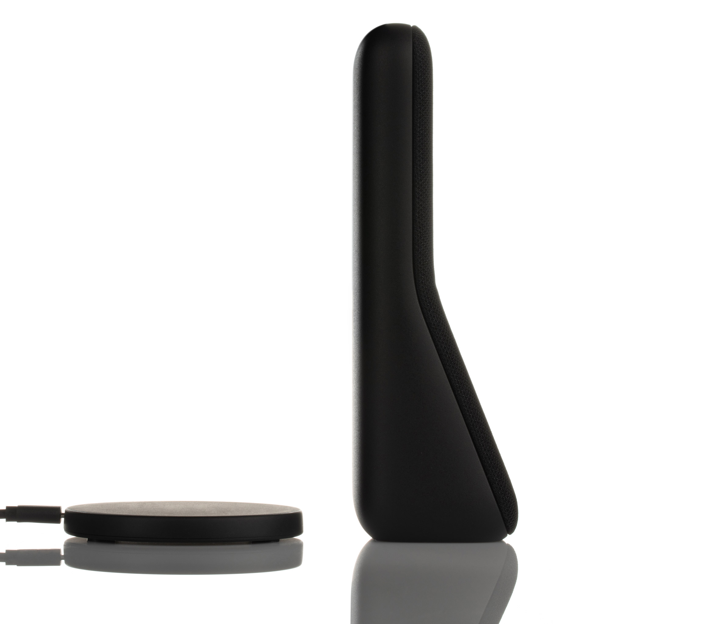 white，Smart phone，Tire design，