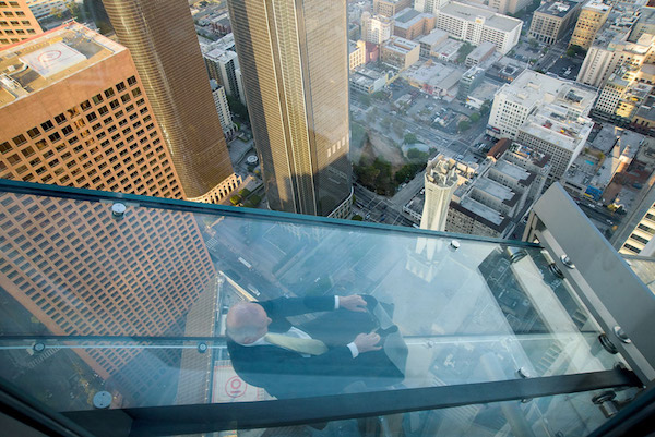 Slide，park，outdoors，Air slide，library，