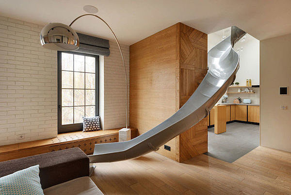 Slide，park，outdoors，Air slide，library，