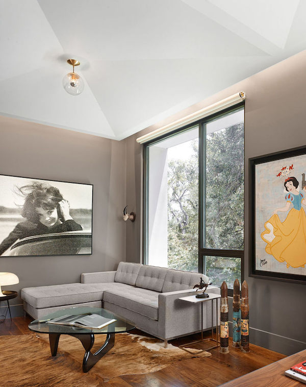 Slide，park，outdoors，Air slide，library，