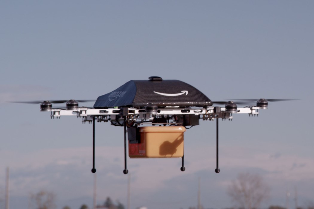 in the air，Amazon，Amazon，UAV，Amazon，