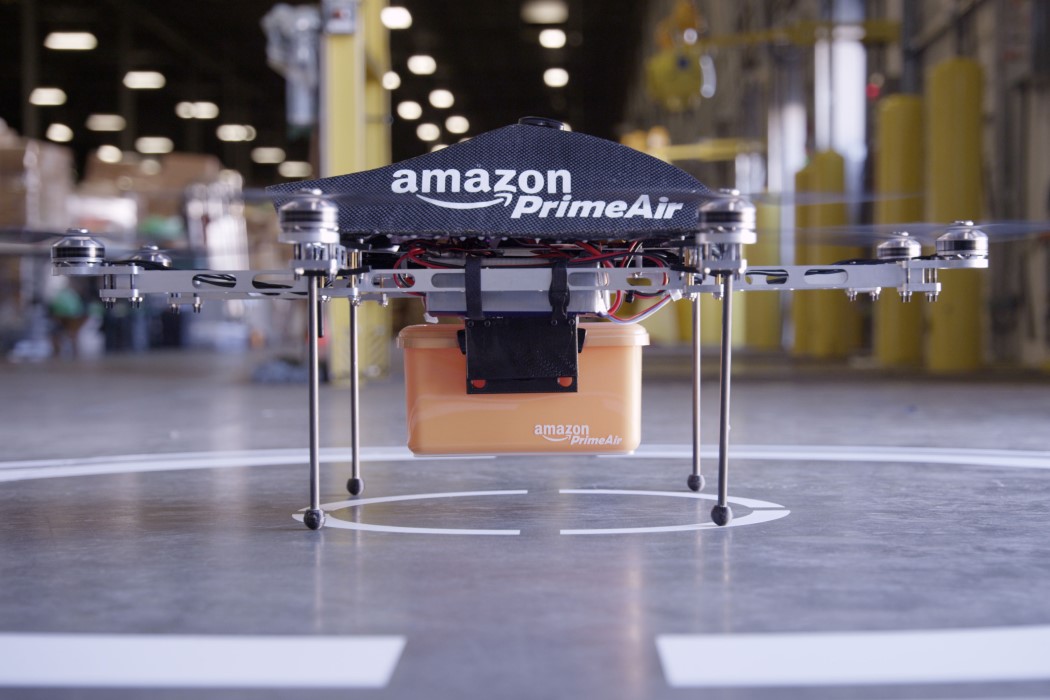 in the air，Amazon，Amazon，UAV，Amazon，