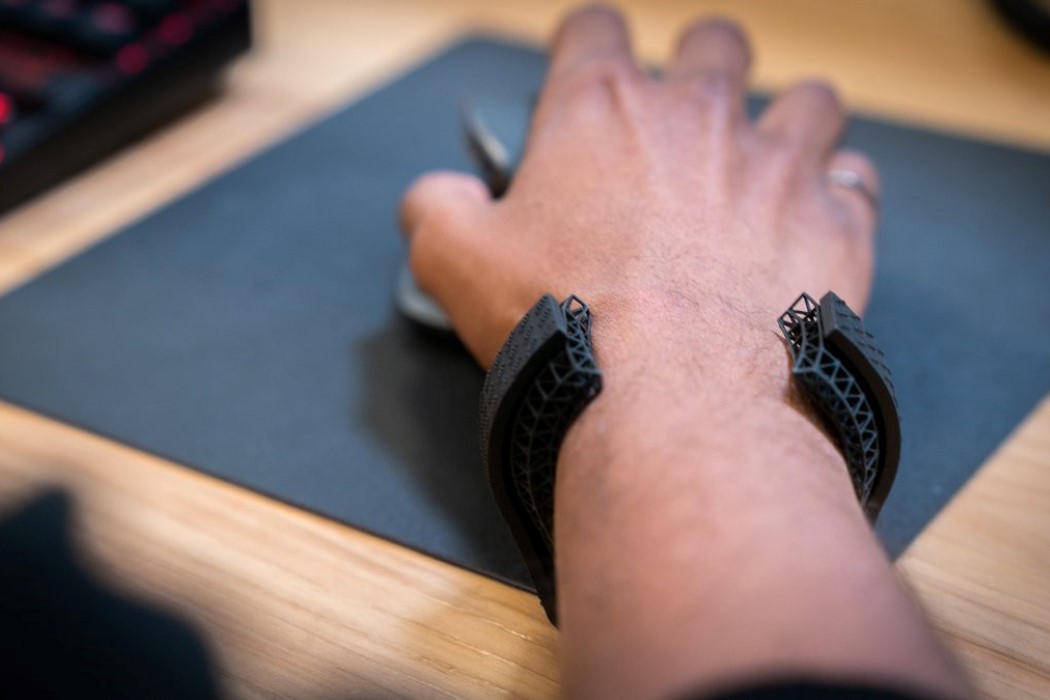 Game accessories，intelligence，black，