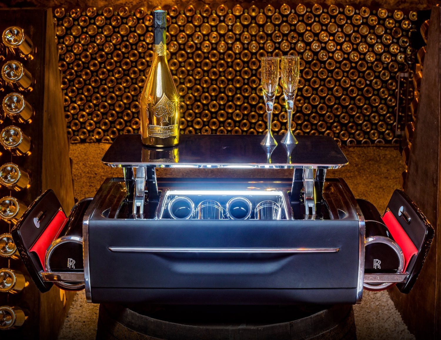 Rolls-Royce，automobile，champagne，Champagne Chest，Rolls Royce，Receive，
