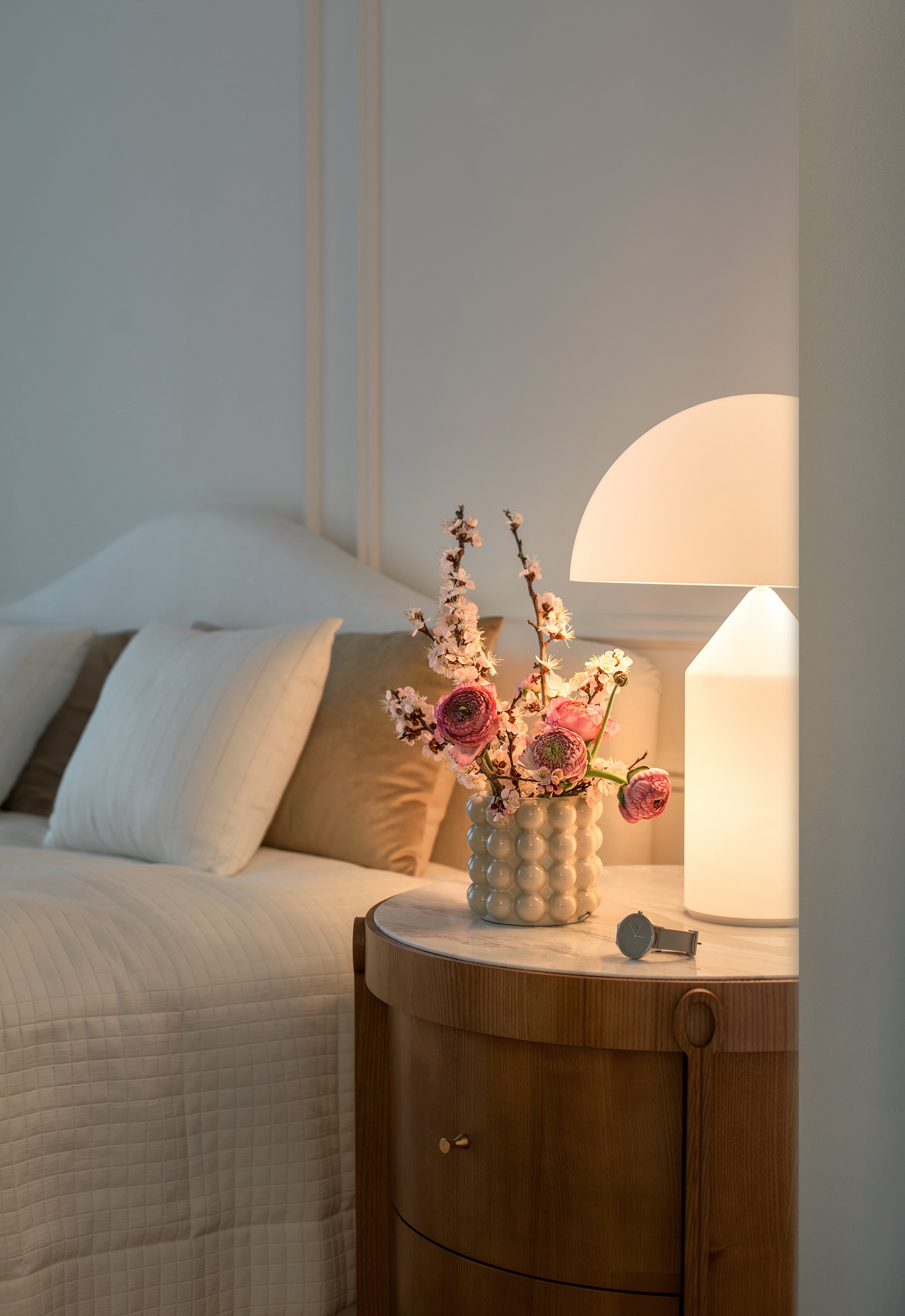 apartment，single，residence，