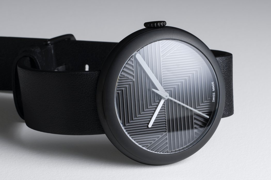 fashion，grace，texture，3D dialing，stainless steel，