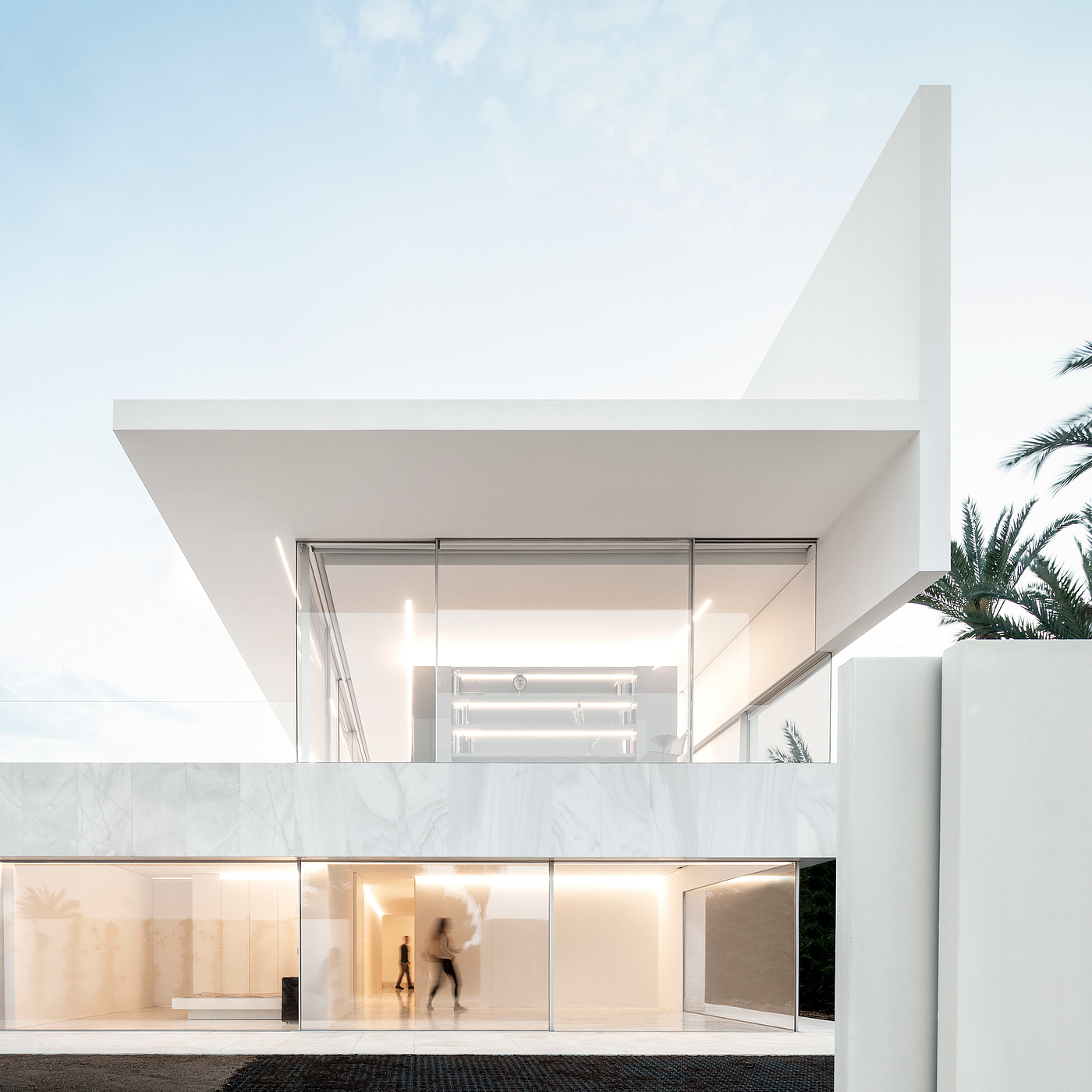 glass house，T-shape，white，house，Hoffman House，