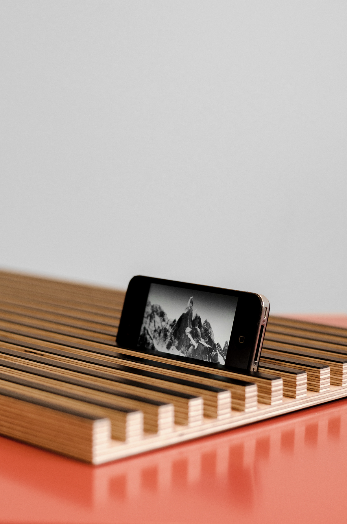 Ripple，Mobile phone bracket，woodiness，