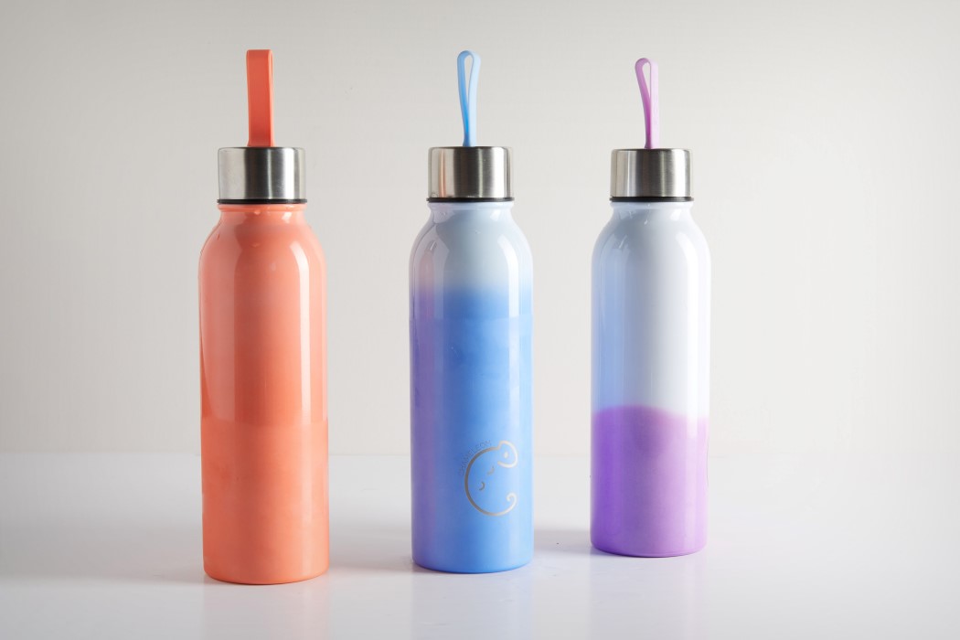 drink water，Water bottle，White Dragon，