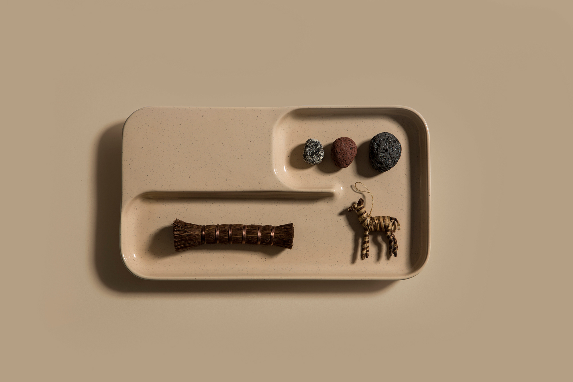 Home Furnishing，articles for daily use，Receive，Simplicity，Office Supplies，