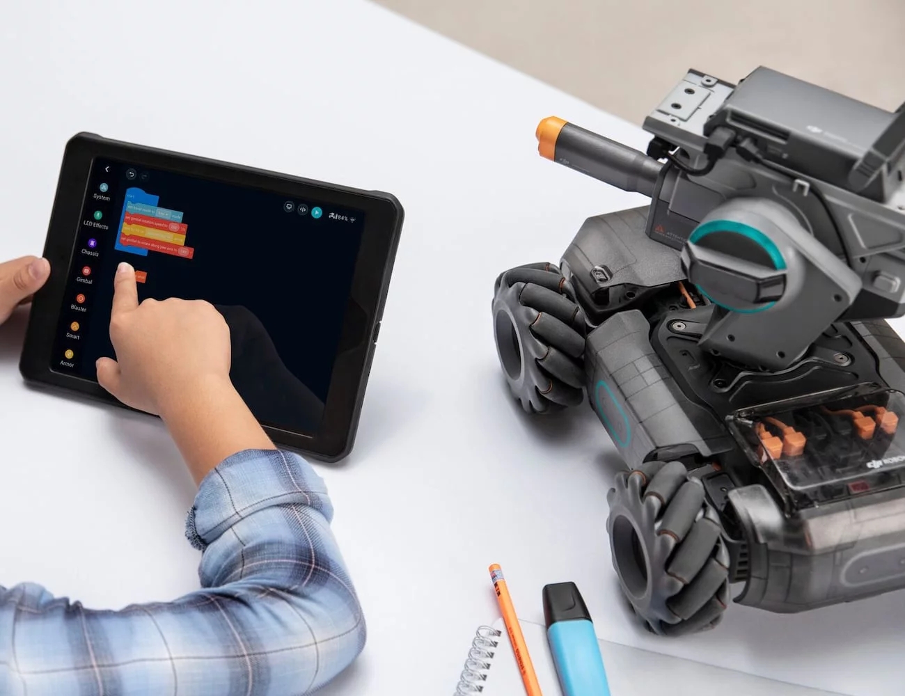 DAY，programming，education，robot，