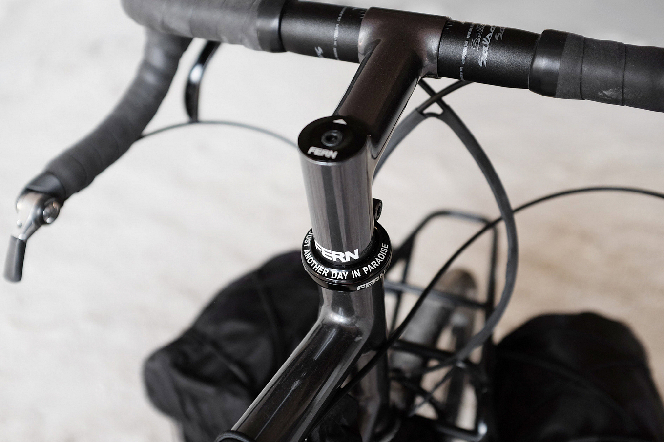 Store，conserve energy ,reduce emissions，Design，new type，environment protection，