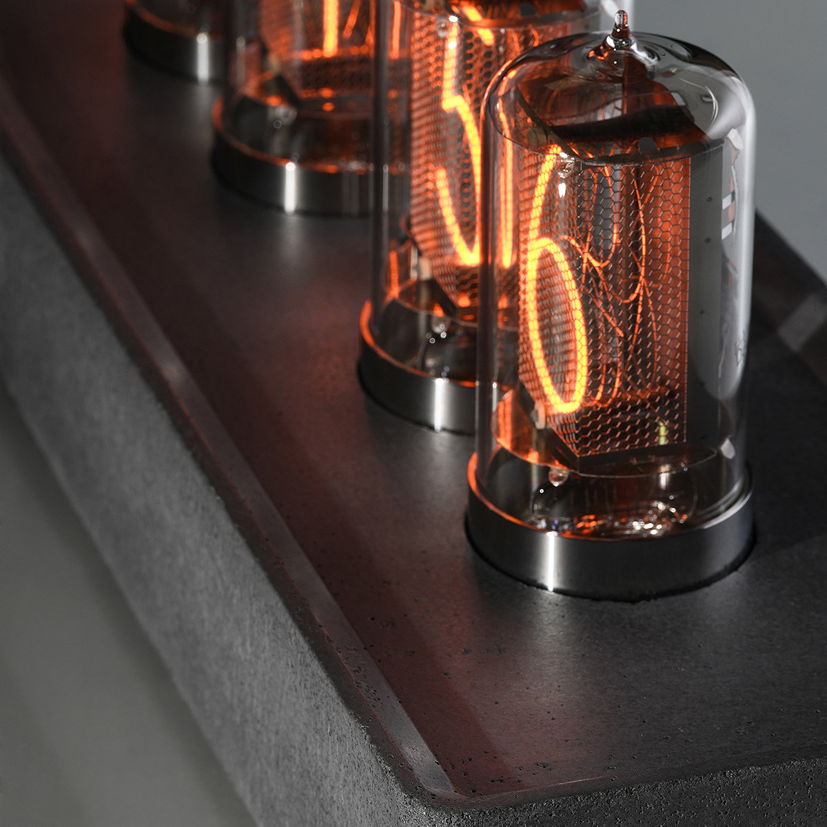 Nixie Clock，alarm clock，The neon lights，