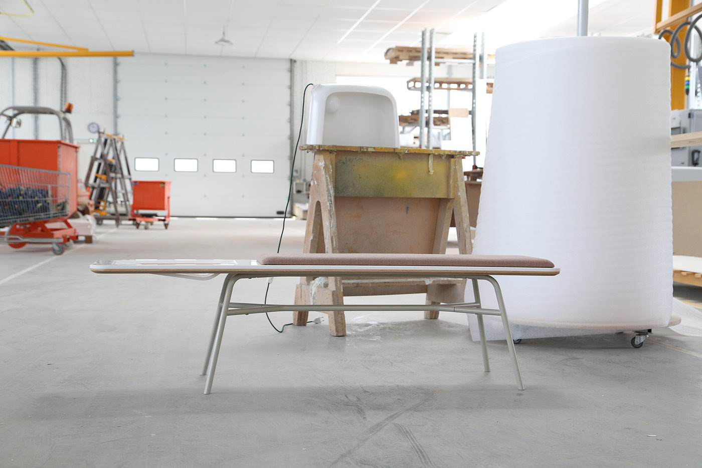 bench，Laps，Aziz Belkharmoudi，