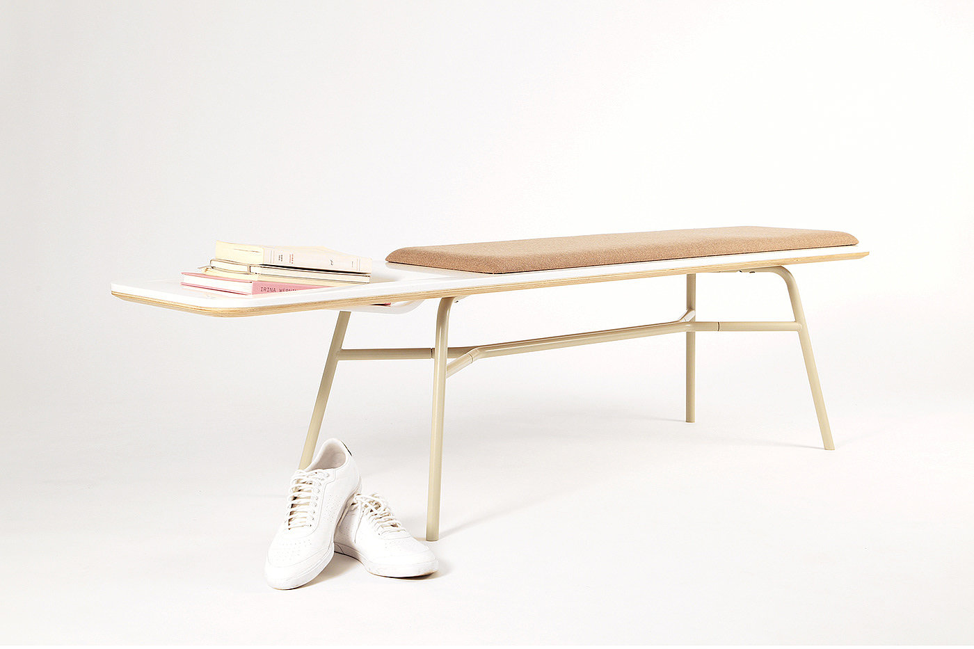 bench，Laps，Aziz Belkharmoudi，